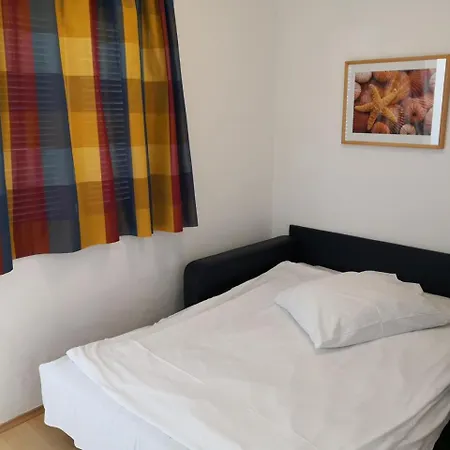 Residenz Lanterna Sunny Sunset Seaside Apartment